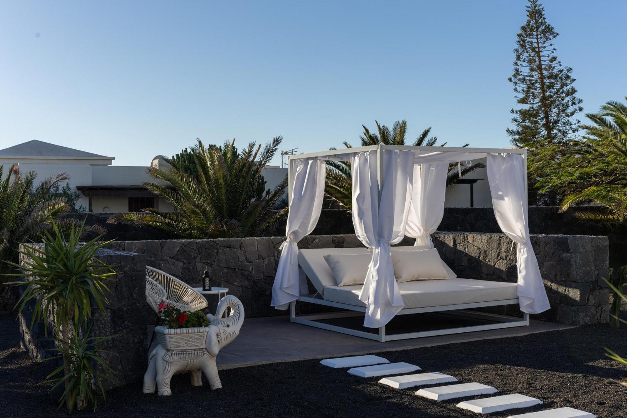 Villa Mo Luxury Heated Pool 普拉亚布兰卡 外观 照片